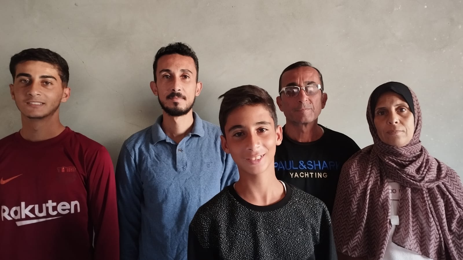 Familia de Yazan. Madre, padre y hermanos 